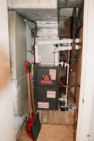 73 Imlay Street 73, Hartford, CT 06105