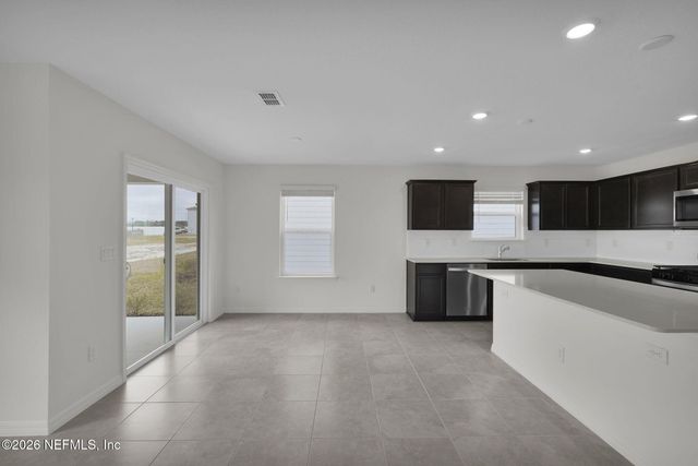 7027 SANDPERCH Street, Jacksonville, FL 32244