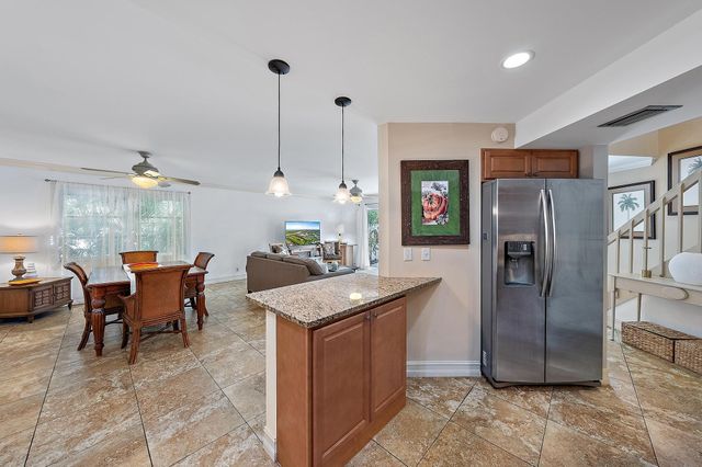 213 Seabreeze Circle, Jupiter, FL 33477