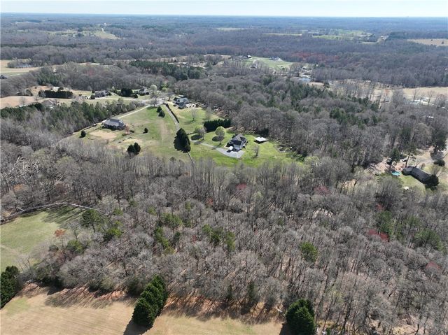 212 Lancashire Drive, Williamston, SC 29697