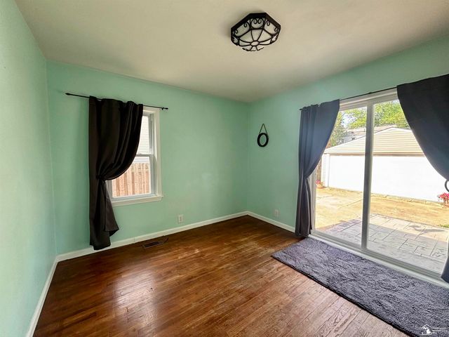 13506 Longtin Street, Southgate, MI 48195