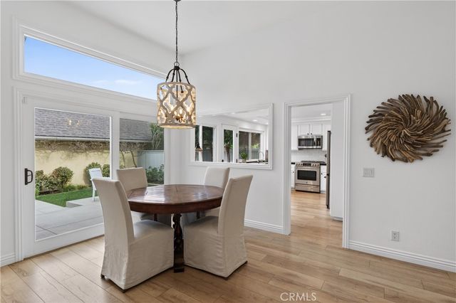 7 E Yale loop, Irvine, CA 92604