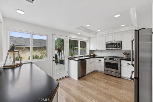 7 E Yale loop, Irvine, CA 92604