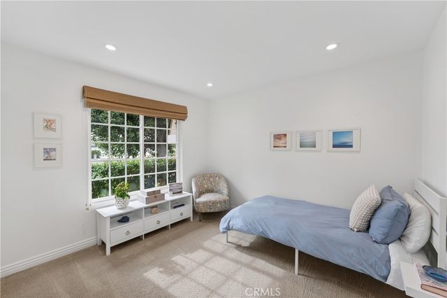 7 E Yale loop, Irvine, CA 92604