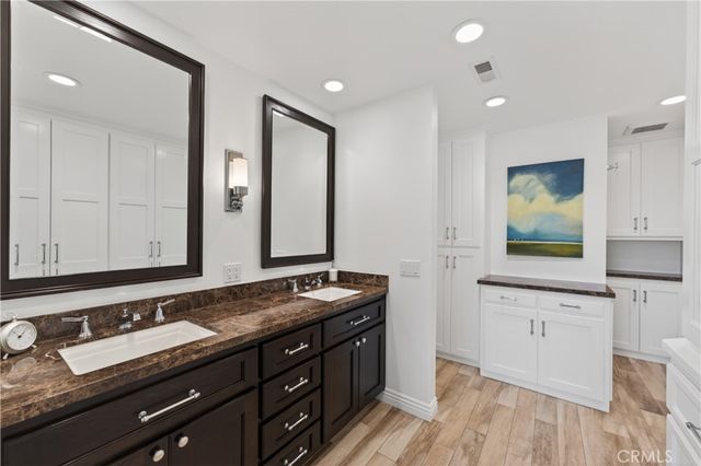 7 E Yale loop, Irvine, CA 92604