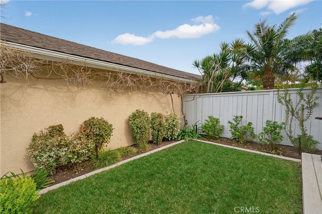7 E Yale loop, Irvine, CA 92604