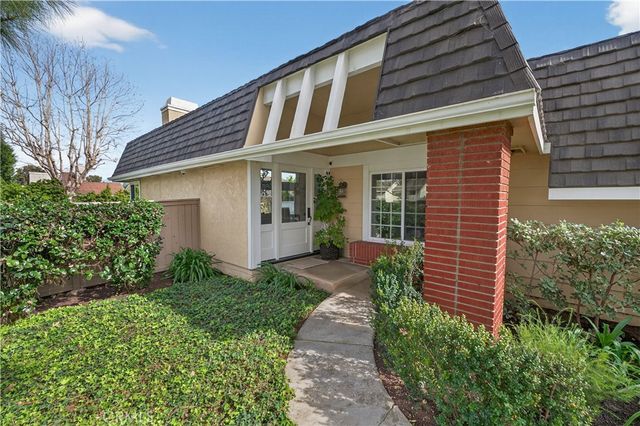 7 E Yale loop, Irvine, CA 92604