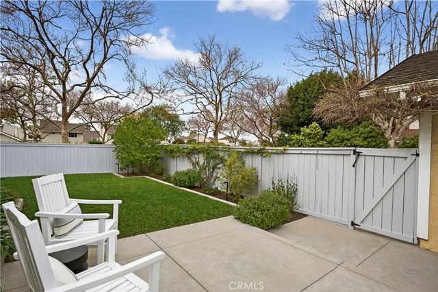 7 E Yale loop, Irvine, CA 92604