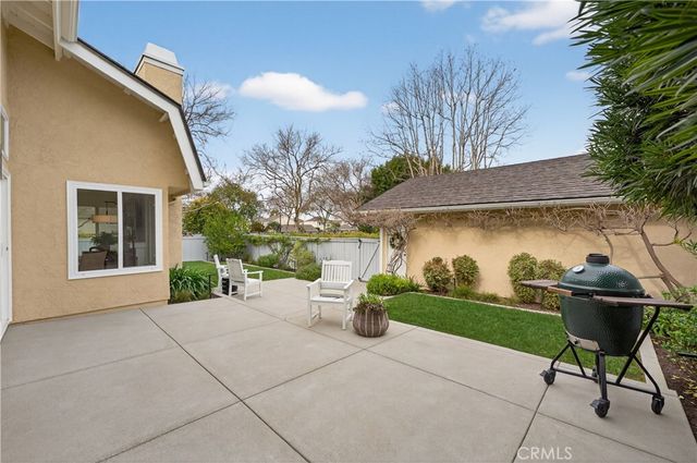 7 E Yale loop, Irvine, CA 92604