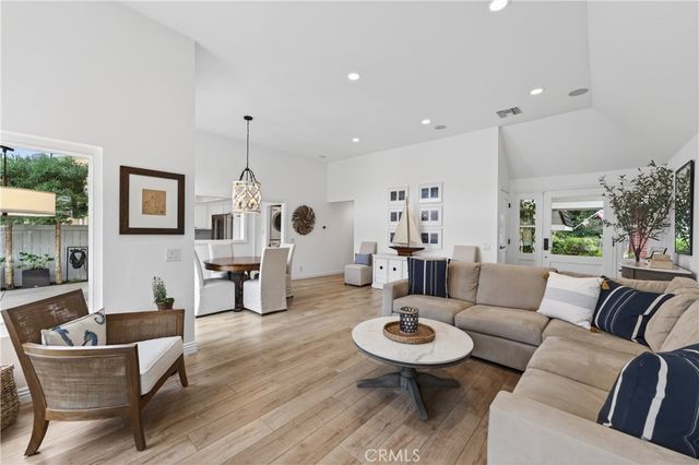 7 E Yale loop, Irvine, CA 92604