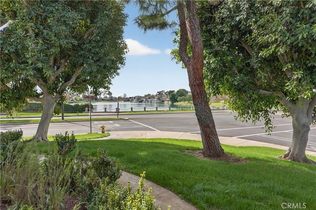 7 E Yale loop, Irvine, CA 92604