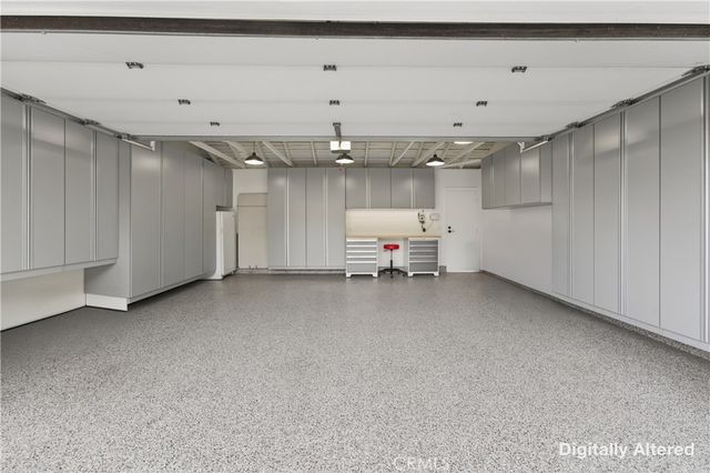 7 E Yale loop, Irvine, CA 92604