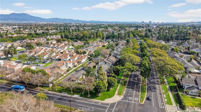 7 E Yale loop, Irvine, CA 92604