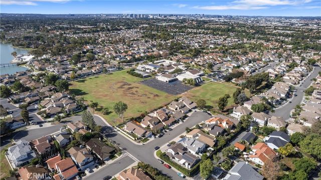 7 E Yale loop, Irvine, CA 92604