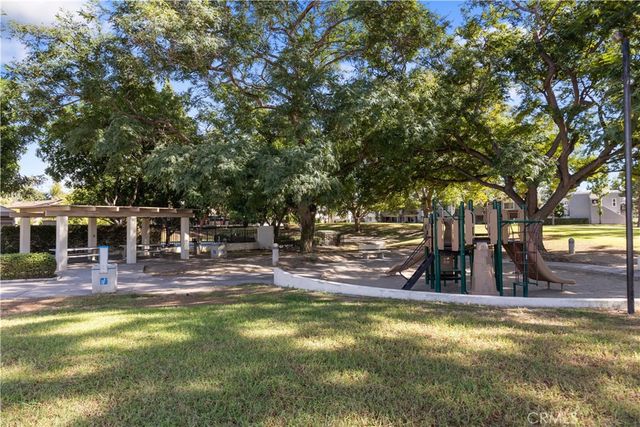 7 E Yale loop, Irvine, CA 92604