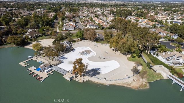 7 E Yale loop, Irvine, CA 92604