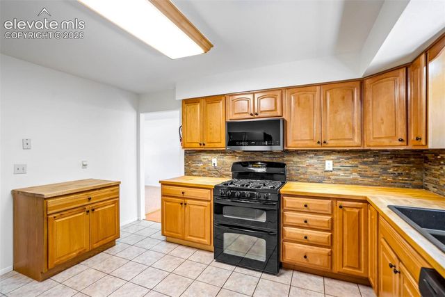 6665 Brook Park Drive, Colorado Springs, CO 80918