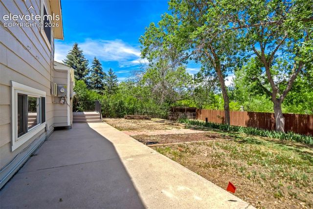 6665 Brook Park Drive, Colorado Springs, CO 80918