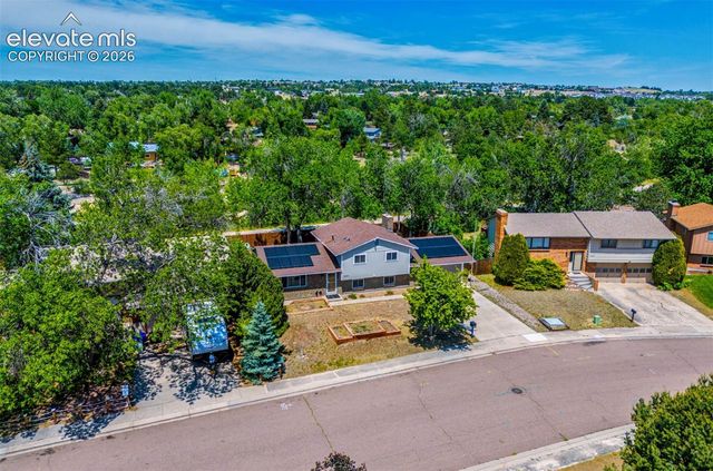 6665 Brook Park Drive, Colorado Springs, CO 80918