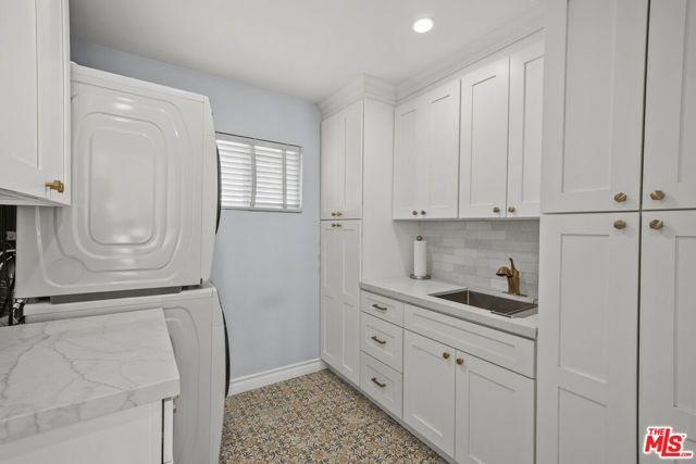 4311 Laurelgrove Avenue, Los Angeles, CA 91604