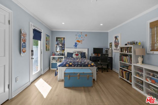 4311 Laurelgrove Avenue, Los Angeles, CA 91604