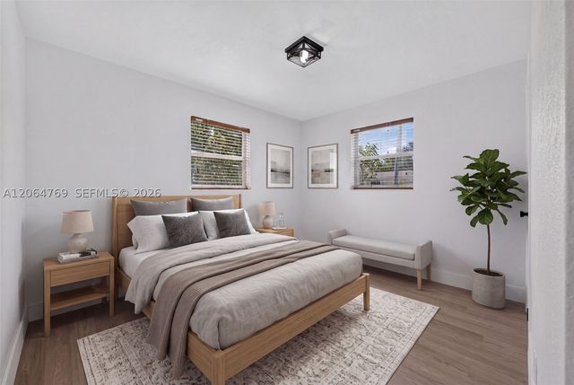 1583 NE 152nd St, North Miami Beach, FL 33162