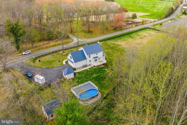 7135 LEEDS MANOR RD, Marshall, VA 20115