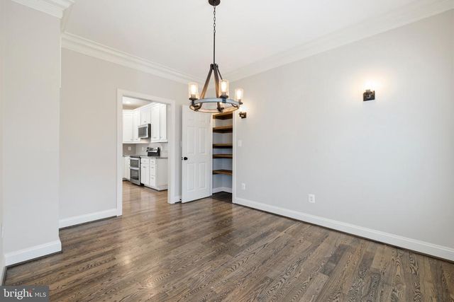 7135 LEEDS MANOR RD, Marshall, VA 20115