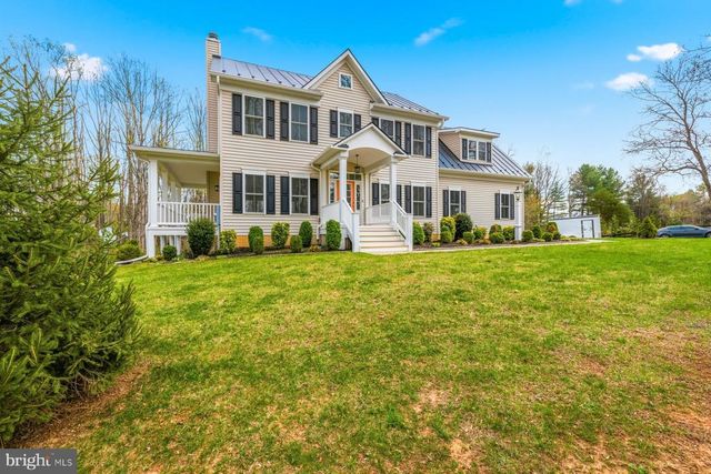 7135 LEEDS MANOR RD, Marshall, VA 20115