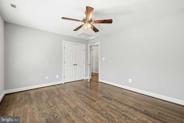 7135 LEEDS MANOR RD, Marshall, VA 20115