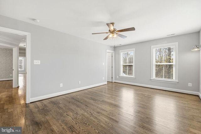 7135 LEEDS MANOR RD, Marshall, VA 20115