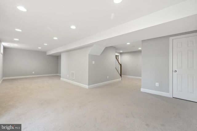 7135 LEEDS MANOR RD, Marshall, VA 20115