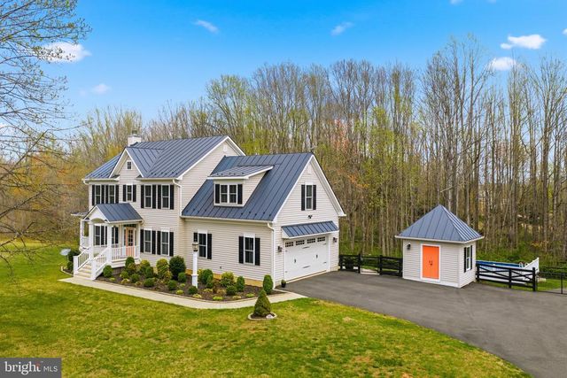 7135 LEEDS MANOR RD, Marshall, VA 20115
