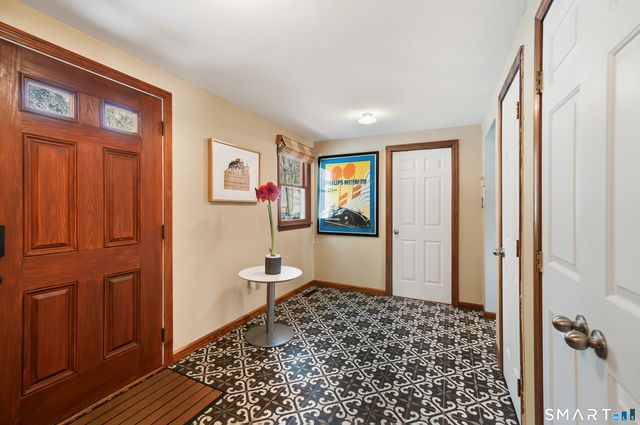 1895 Long Ridge Road, Stamford, CT 06903