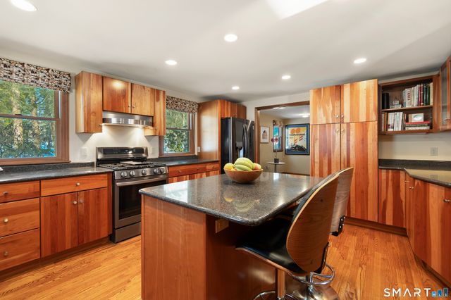 1895 Long Ridge Road, Stamford, CT 06903