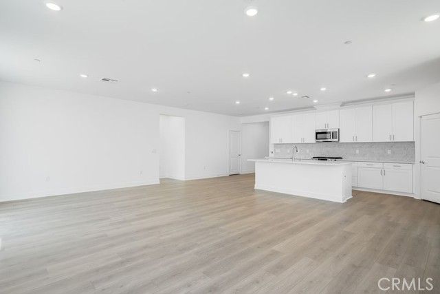 33254 Celadon Avenue, Los Angeles, CA 92596