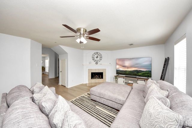 1054 Inverness Cove, Dickinson, TX 77539