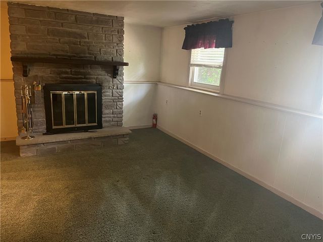 8180 Mantova Drive, Clay, NY 13041