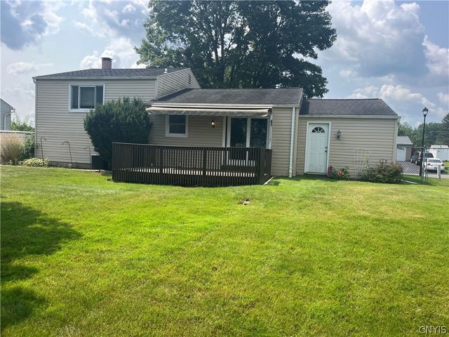 8180 Mantova Drive, Clay, NY 13041