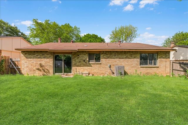 7112 Winterberry Drive, Dallas, TX 75249