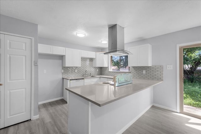 7112 Winterberry Drive, Dallas, TX 75249