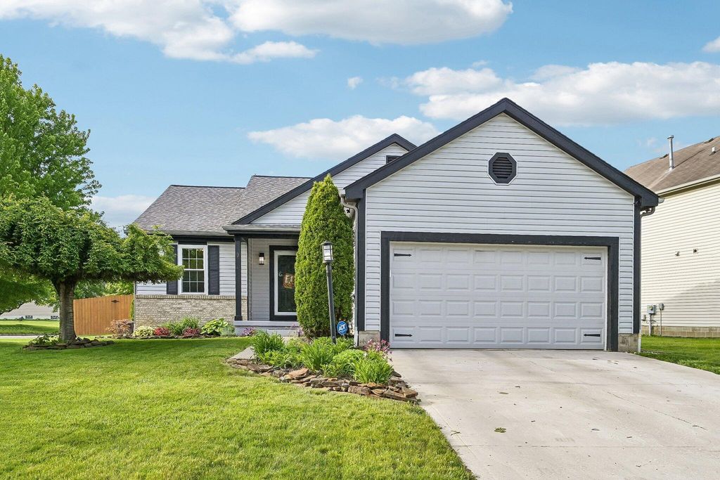 451 Pruden Drive, Pickerington, OH 43147
