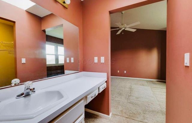 2721 Woodland Trail Drive, Columbus, OH 43231