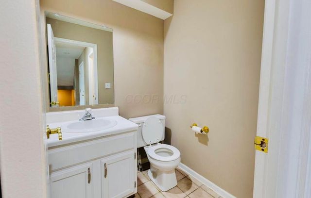 2721 Woodland Trail Drive, Columbus, OH 43231