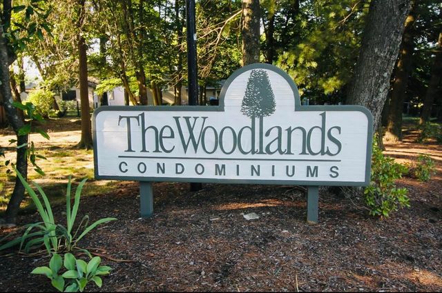 2721 Woodland Trail Drive, Columbus, OH 43231