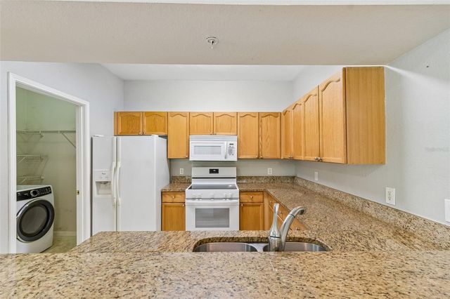 5125 PALM SPRINGS BOULEVARD 15105, Tampa, FL 33647