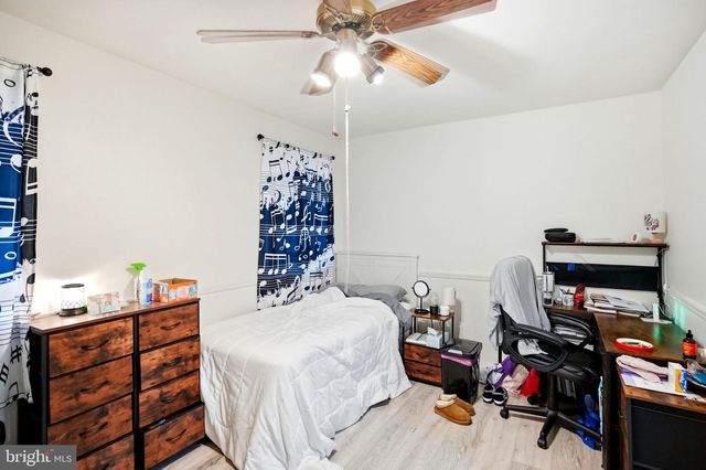 4008 OAKLAND RD, Bethlehem, PA 18020