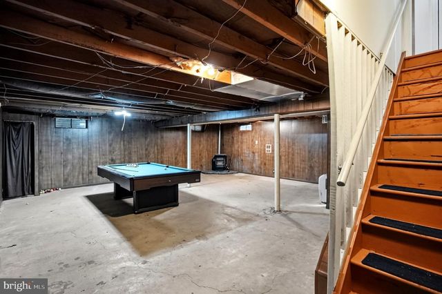 4008 OAKLAND RD, Bethlehem, PA 18020