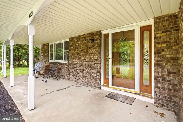 4008 OAKLAND RD, Bethlehem, PA 18020