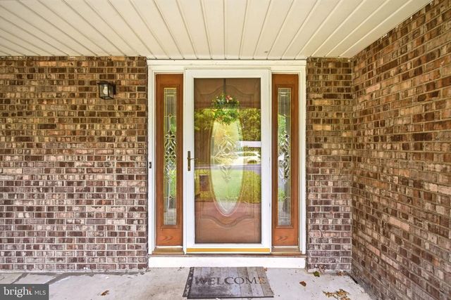4008 OAKLAND RD, Bethlehem, PA 18020